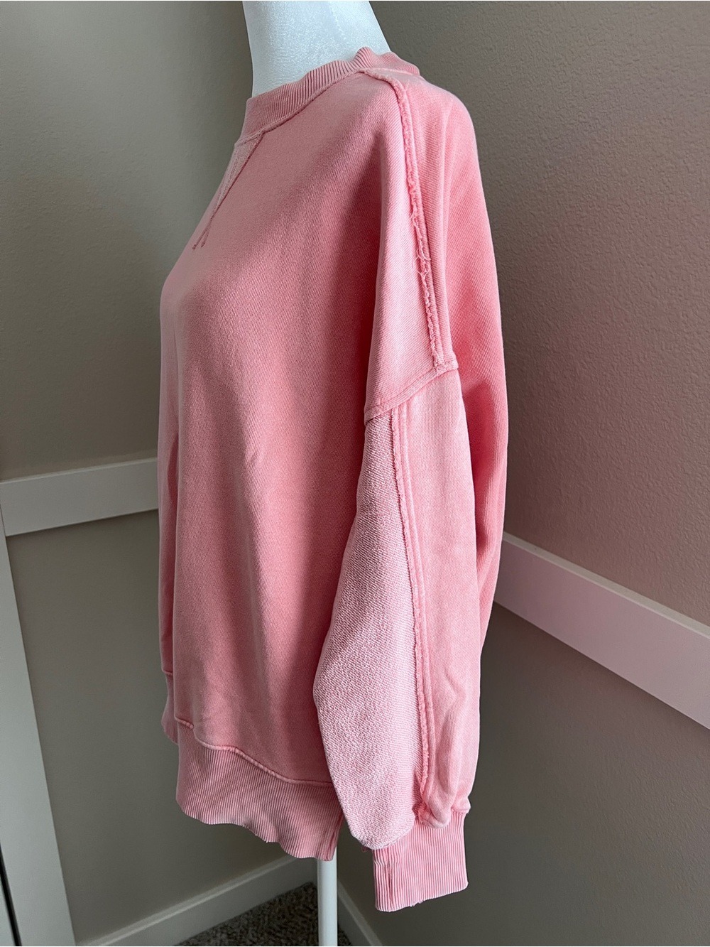 Aerie Oversized Vacay Crew Sweatshirt Mineral Wash Pink - Size XXS - Picture 2 of 8
